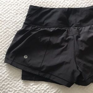 lululemon shorts - size 6